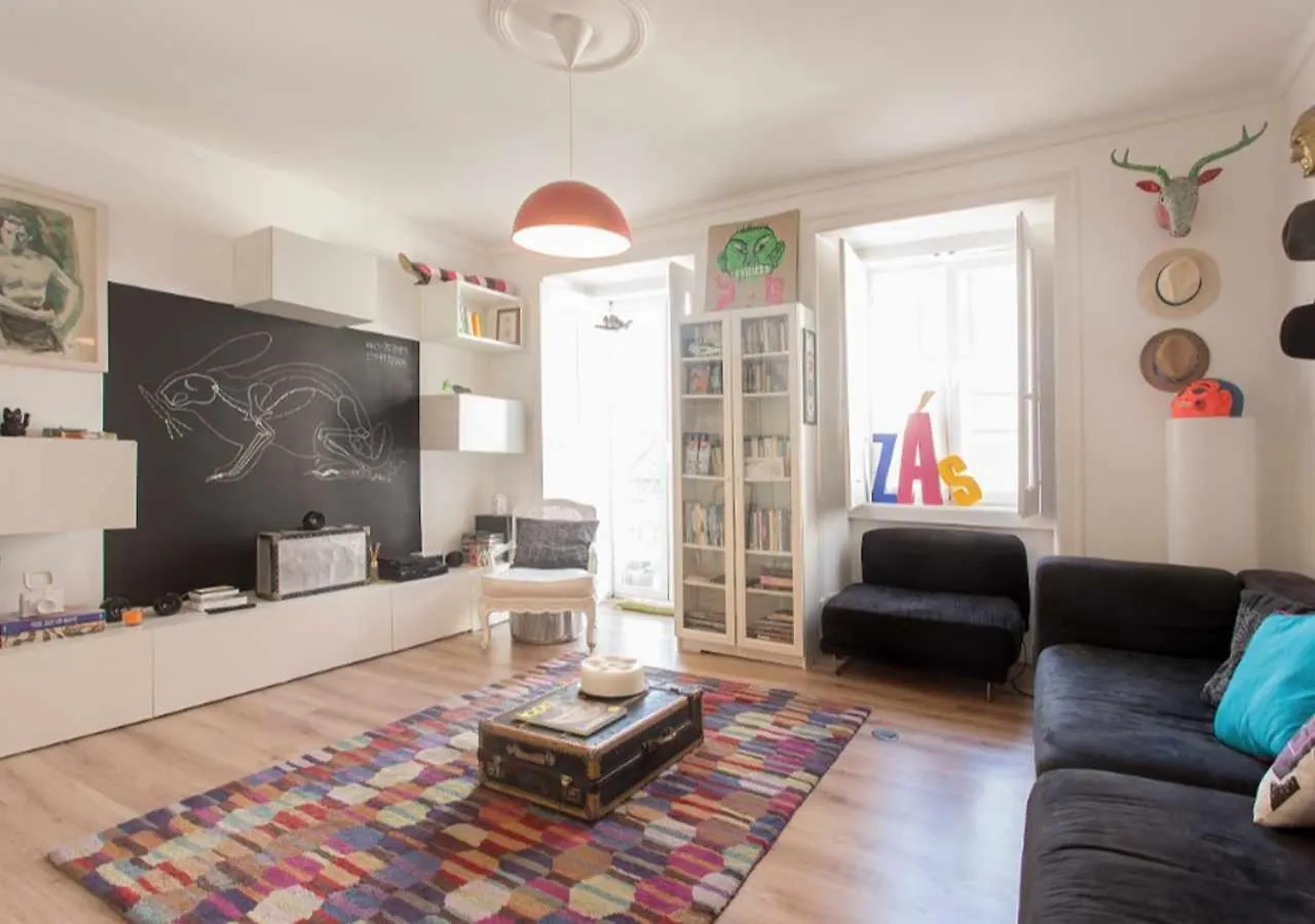 Apartment 5 Seconds To Your Heart Lisbon Portugal